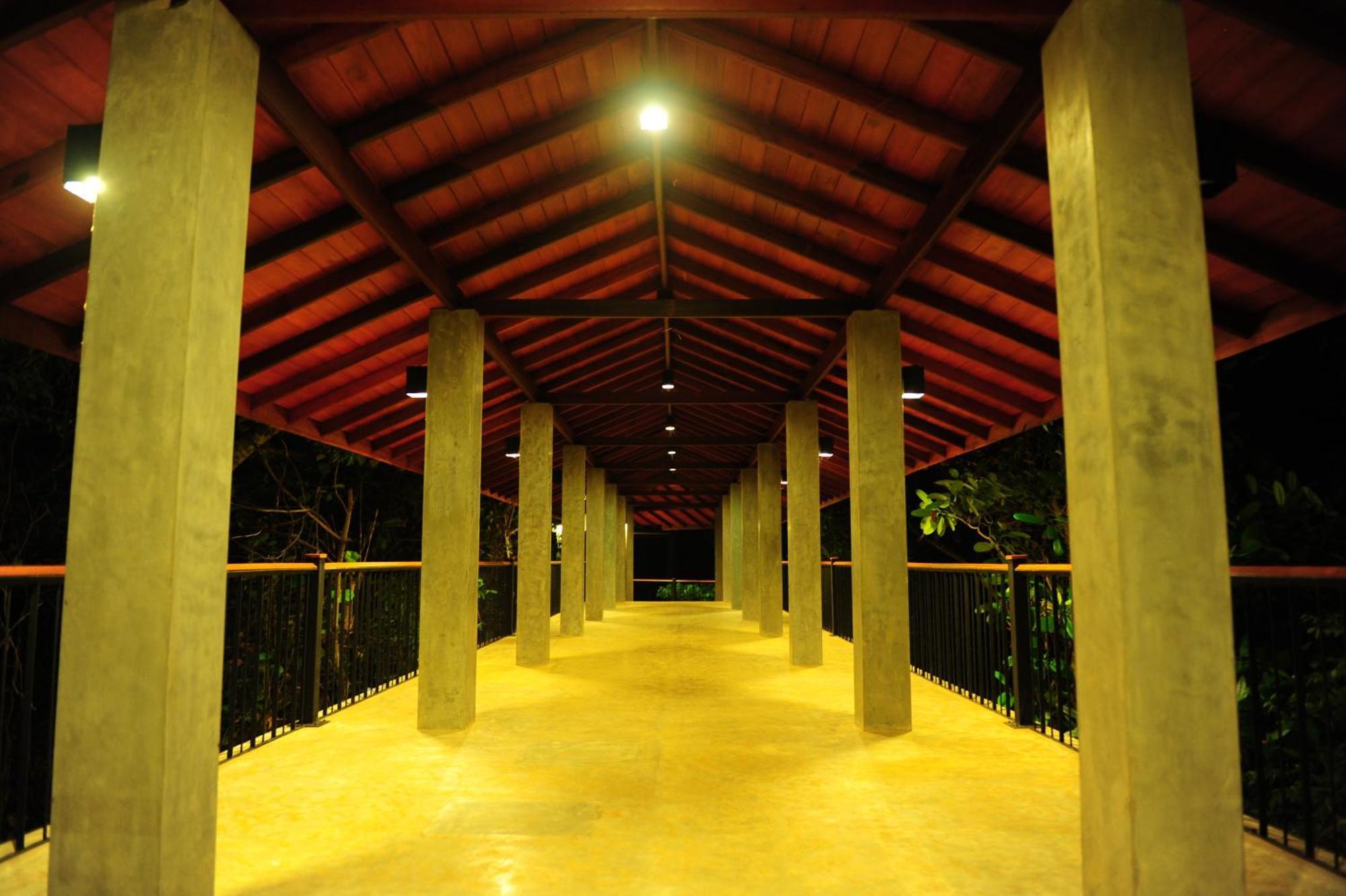 Kithul Kanda The Mountain Resort Padukka Exterior photo
