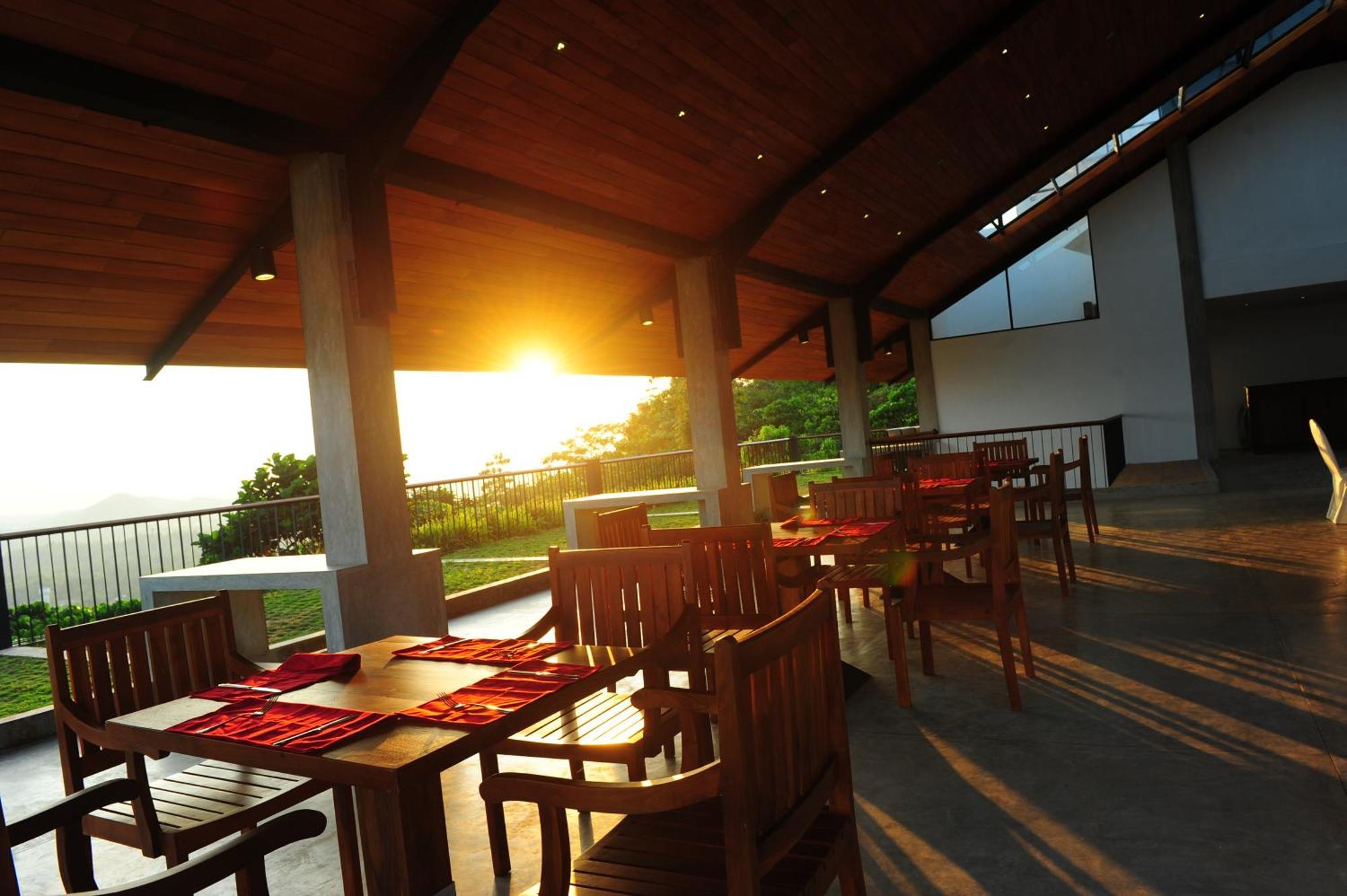 Kithul Kanda The Mountain Resort Padukka Exterior photo