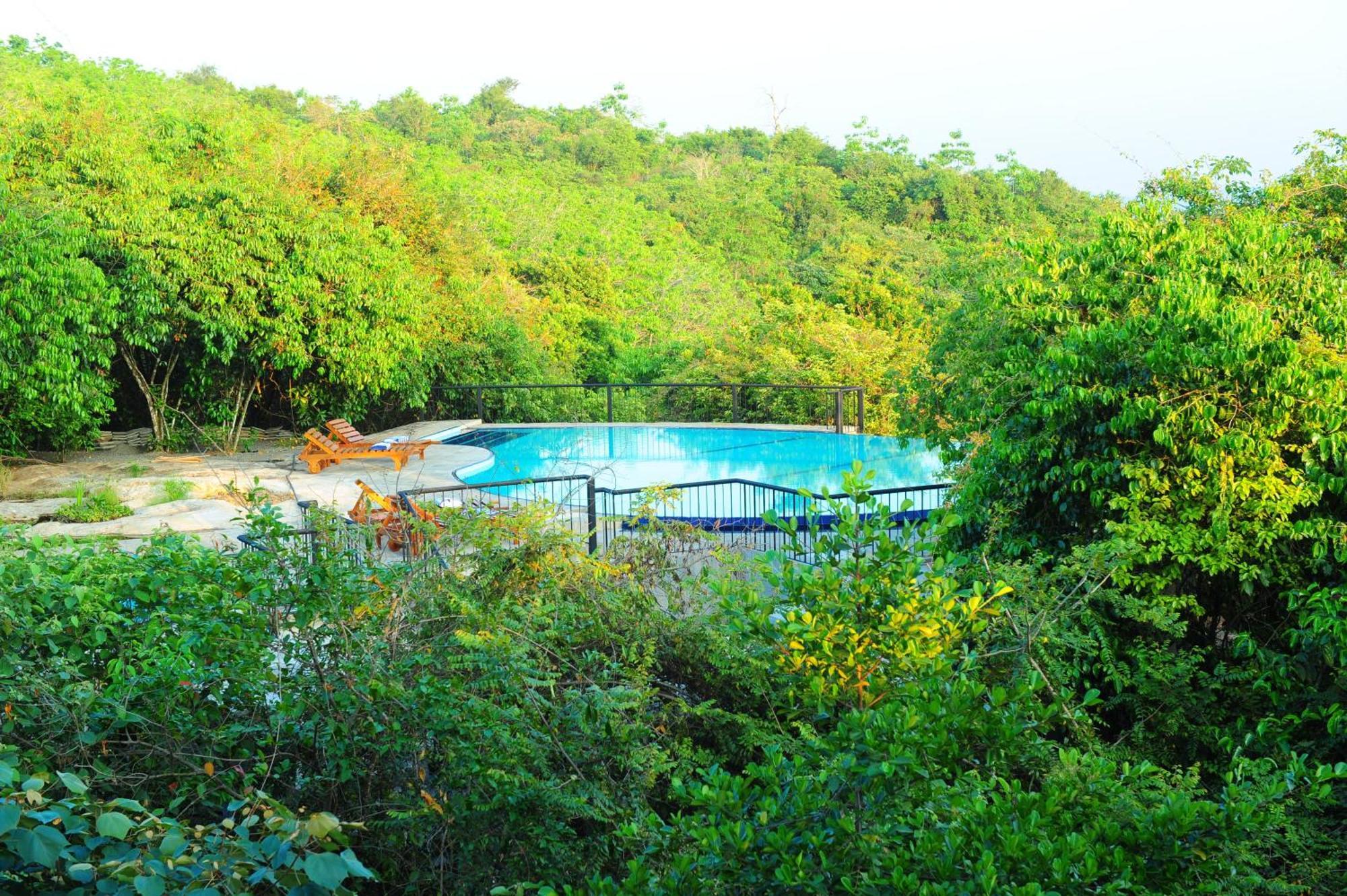 Kithul Kanda The Mountain Resort Padukka Exterior photo