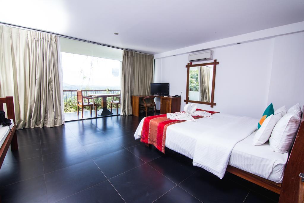 Kithul Kanda The Mountain Resort Padukka Exterior photo