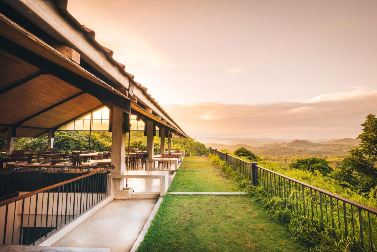 Kithul Kanda The Mountain Resort Padukka Exterior photo